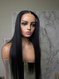 Savannah - 26 Inch Straight Wig
